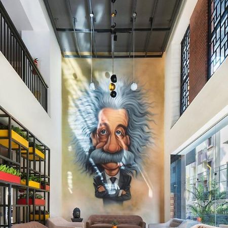 Couch & Cheese Homestel The Most Luxurious Hostel For Working Professionals & Students Pune Eksteriør bilde