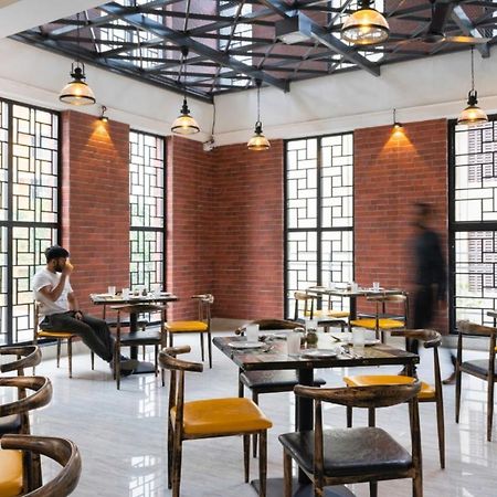 Couch & Cheese Homestel The Most Luxurious Hostel For Working Professionals & Students Pune Eksteriør bilde