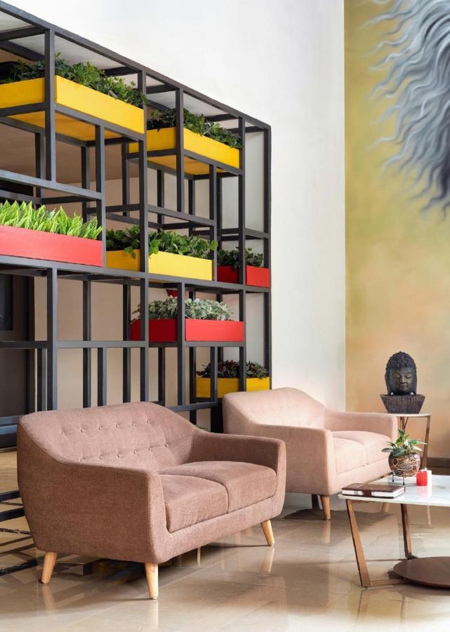 Couch & Cheese Homestel The Most Luxurious Hostel For Working Professionals & Students Pune Eksteriør bilde