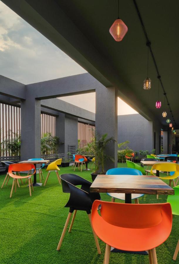 Couch & Cheese Homestel The Most Luxurious Hostel For Working Professionals & Students Pune Eksteriør bilde